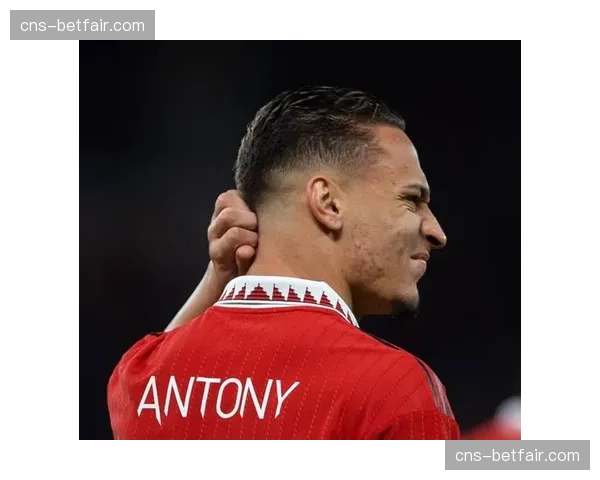 实时：勒沃库森前锋完成帽子戏法，球队预期进球（xG）效率惊人